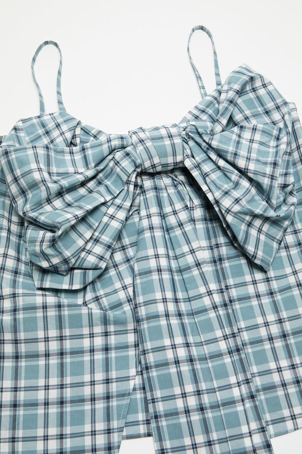 Check top with bow