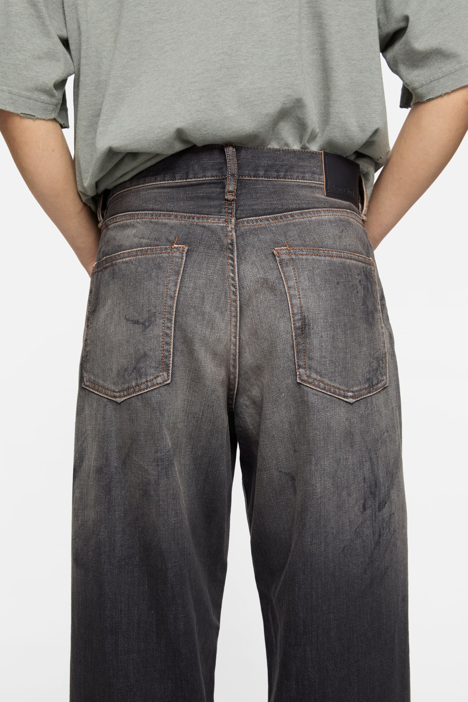 Loose fit jeans - 1981
