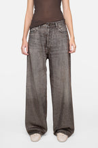 Loose rhinestone jeans - 1981