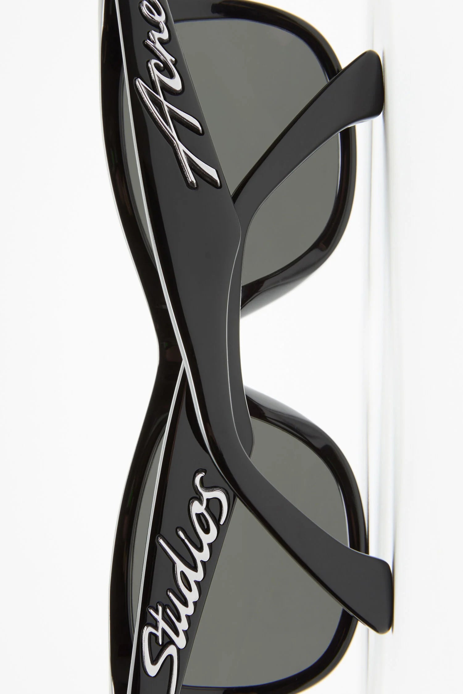 Square-frame sunglasses