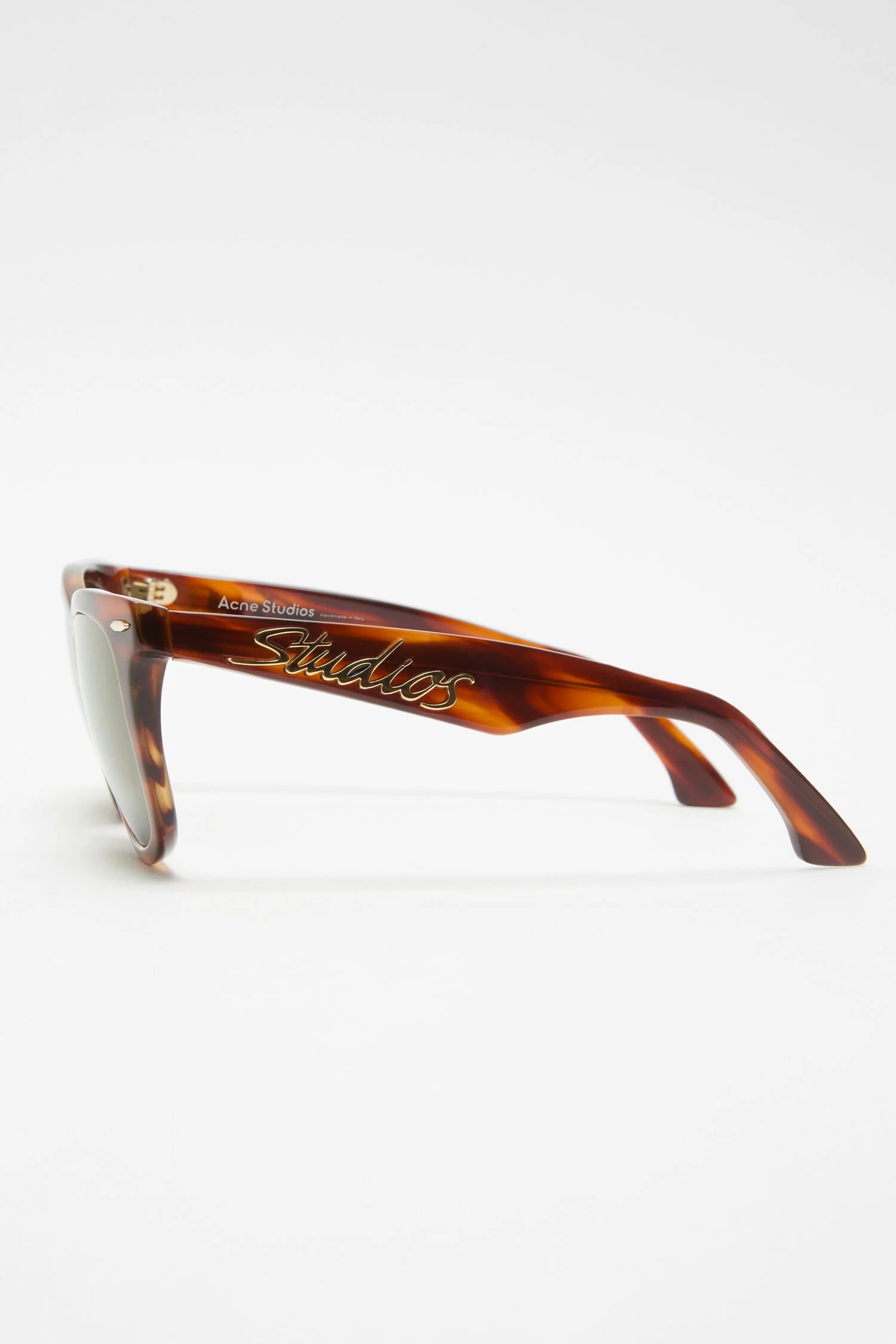 Square-frame sunglasses