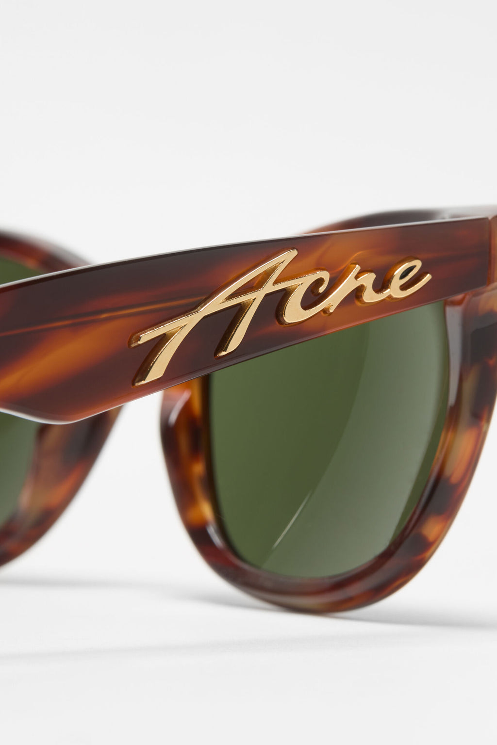 Square-frame sunglasses
