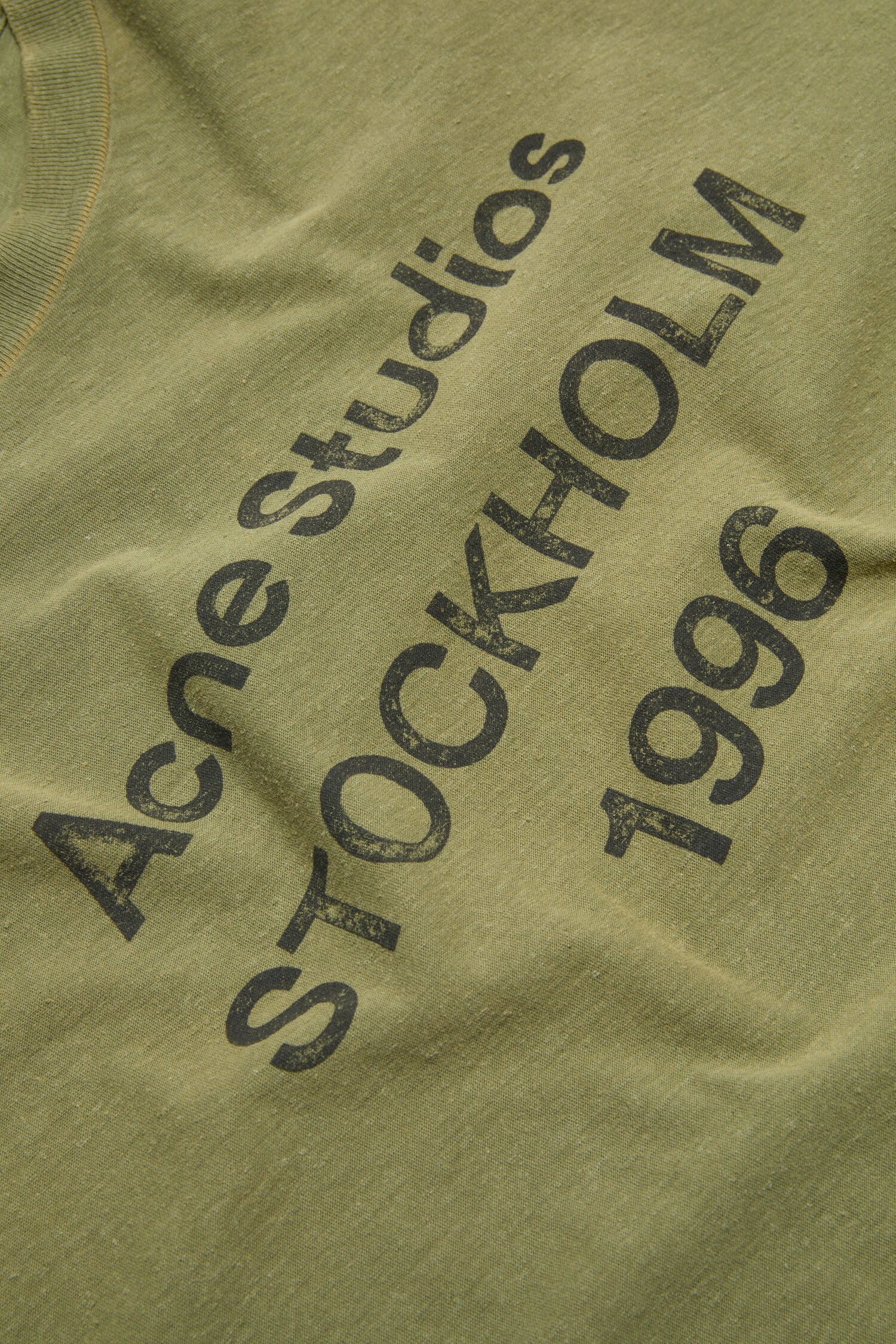 Sprayed logo t-shirt