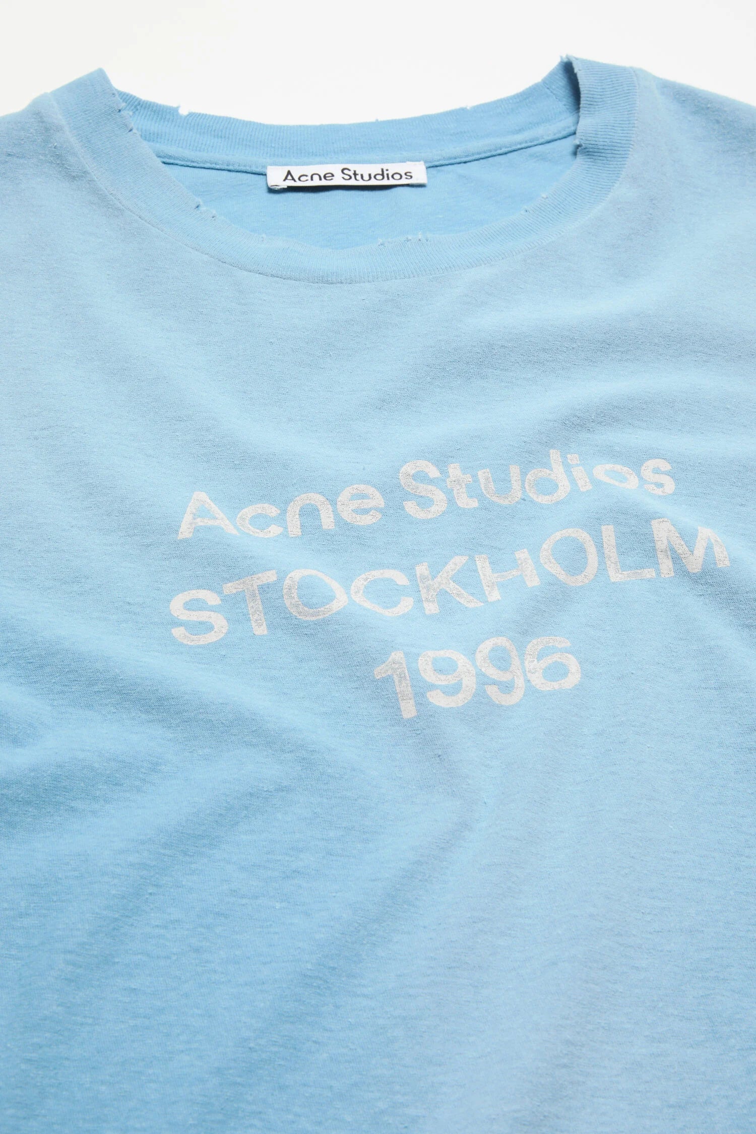 Fitted logo t-shirt